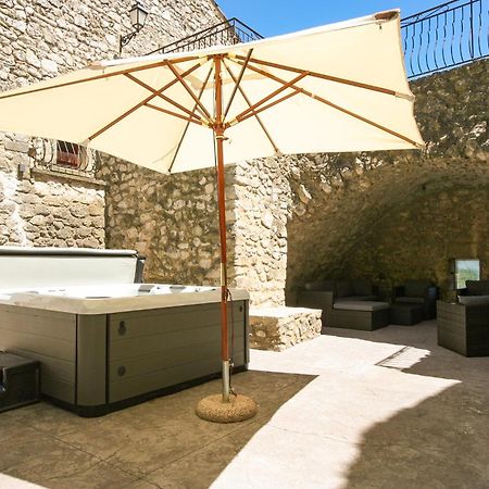 La Closerie D'Escalin Gite 12 Personnes Et Jacuzzi La Garde-Adhémar Buitenkant foto