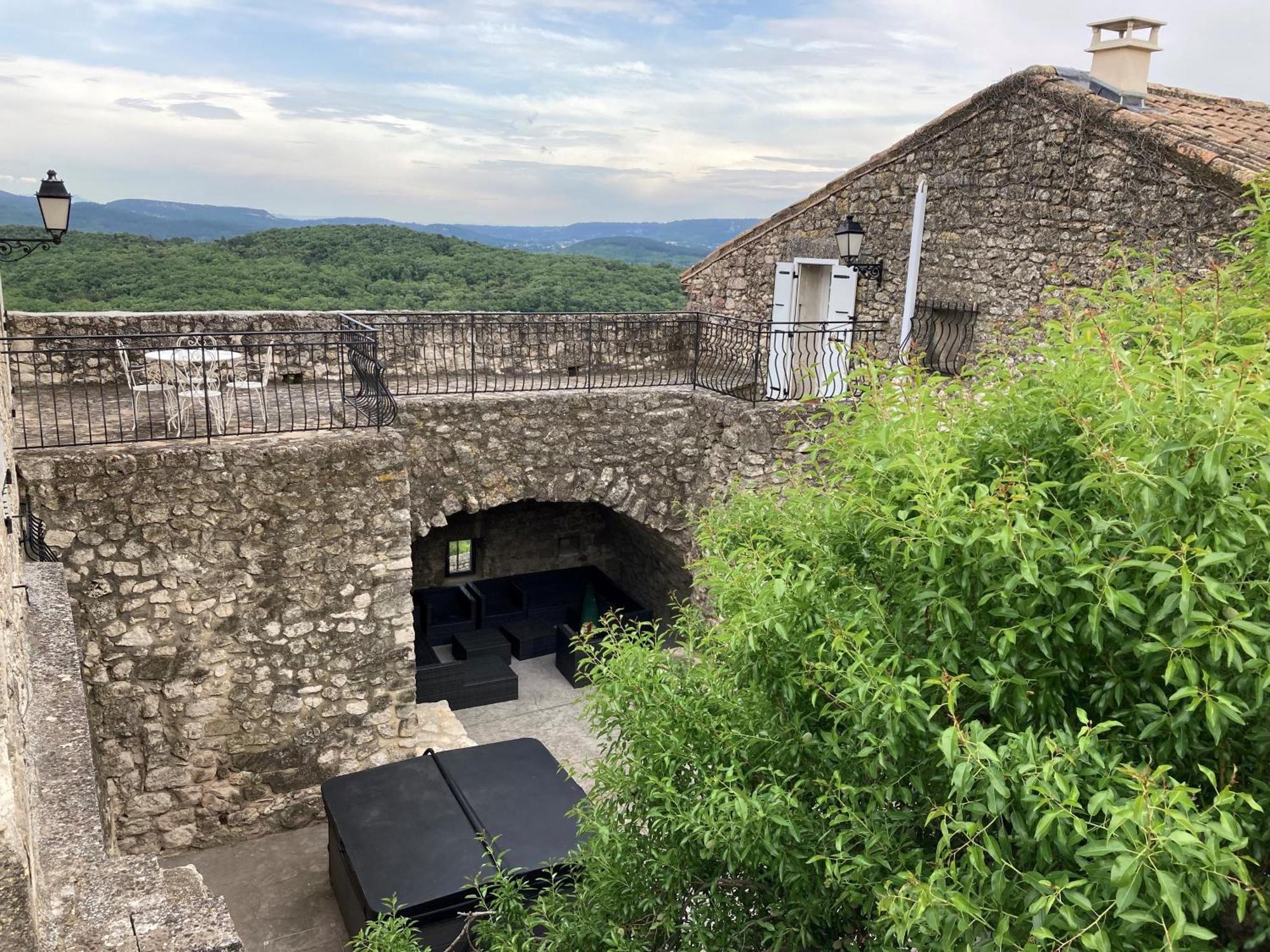 La Closerie D'Escalin Gite 12 Personnes Et Jacuzzi La Garde-Adhémar Buitenkant foto
